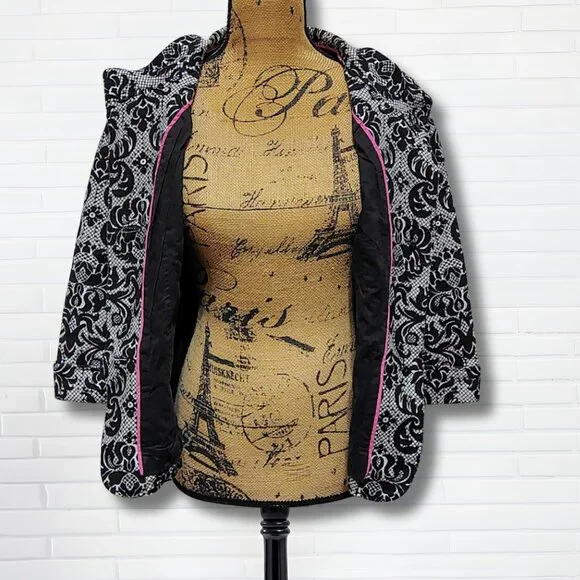 Talbots Black & White Jacquard Blazer | Size 4 | Elegant Damask Statement Piece - Picture 3 of 6